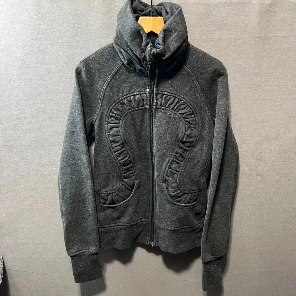 Lululemon Scuba Hoodie Ruffle Logo Metallic Grey Full Zip Sweatshirt Size 6